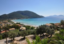 lefkada_beaches_vassiliki_beach_left.jpg